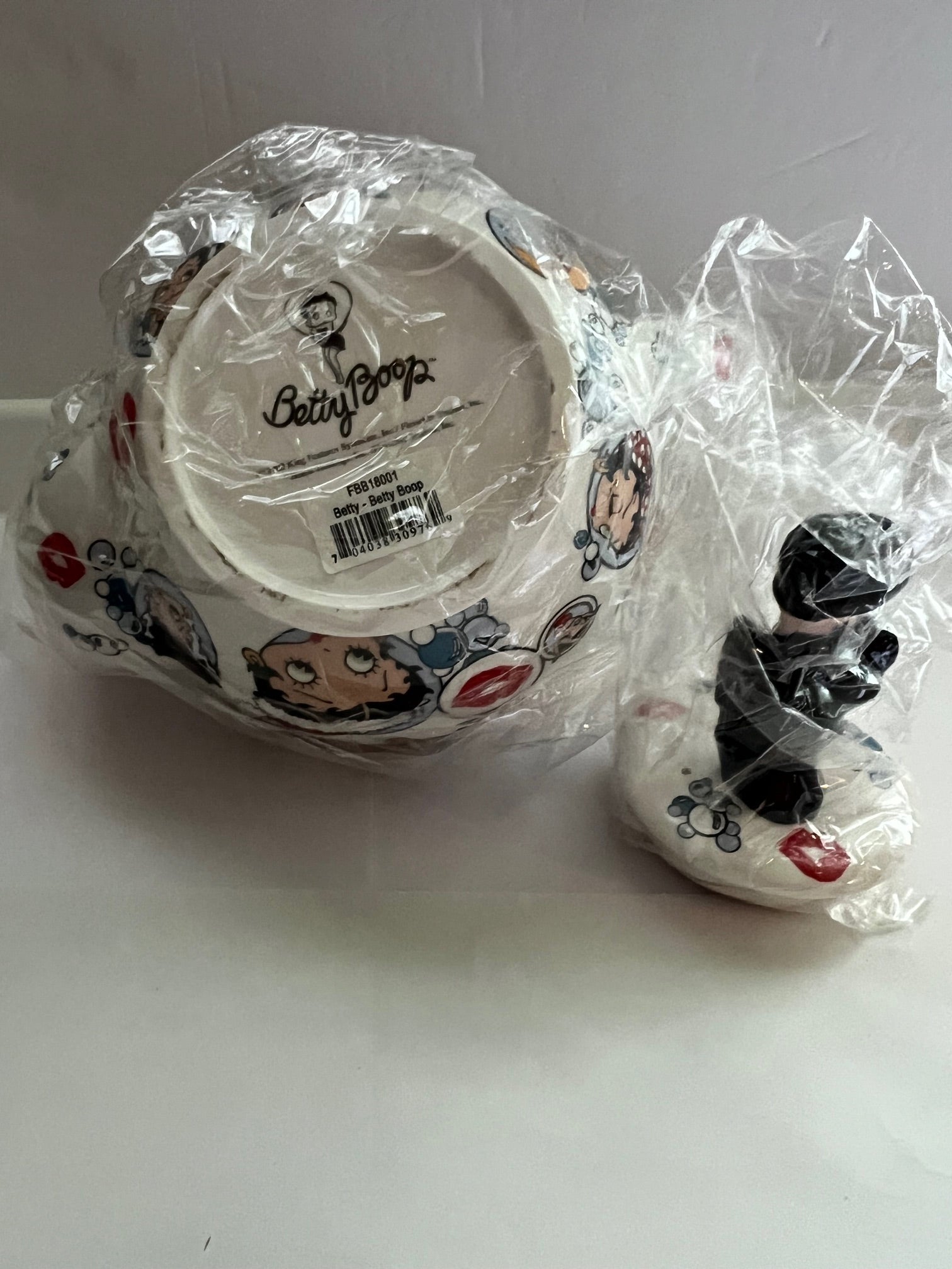 Vintage 2003 Betty Boop "The Many Faces of Betty Boop" Teapot by Cardew Design