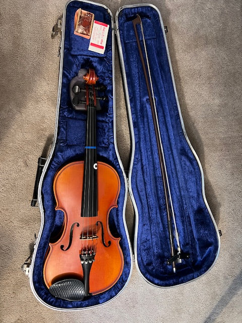 Schroeder Violin Made in Germany with Hardshell Case and Bow