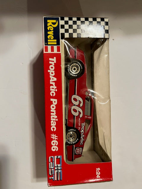 1991 Revell Monogram NASCAR TropArtic Phillips 66 Dick Trickle Pontiac 1/24 Die Cast