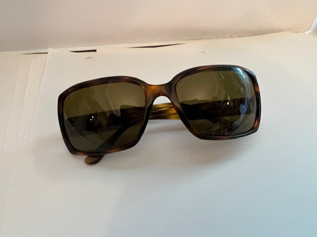 Vintage Chanel Sunglasses - Tortoise Shell Frame with CC Logo