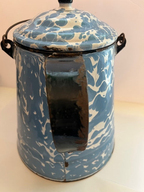 Antique Blue & White Swirl Graniteware Splatterware 2-Gallon Coffee Pot with Lid