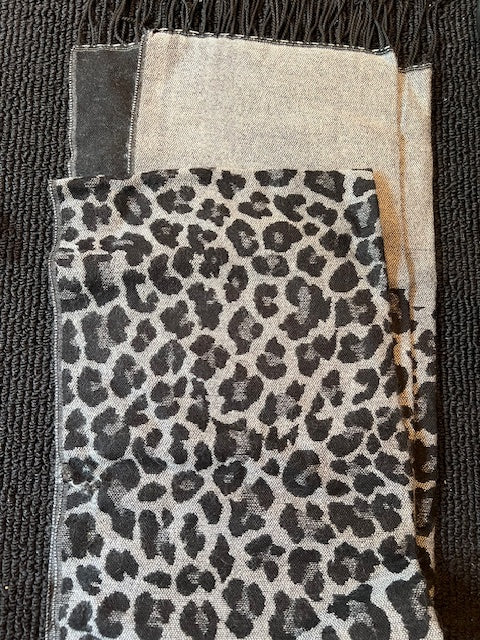 Chico's Gray Leopard Print Scarf - New, 22" x 80"