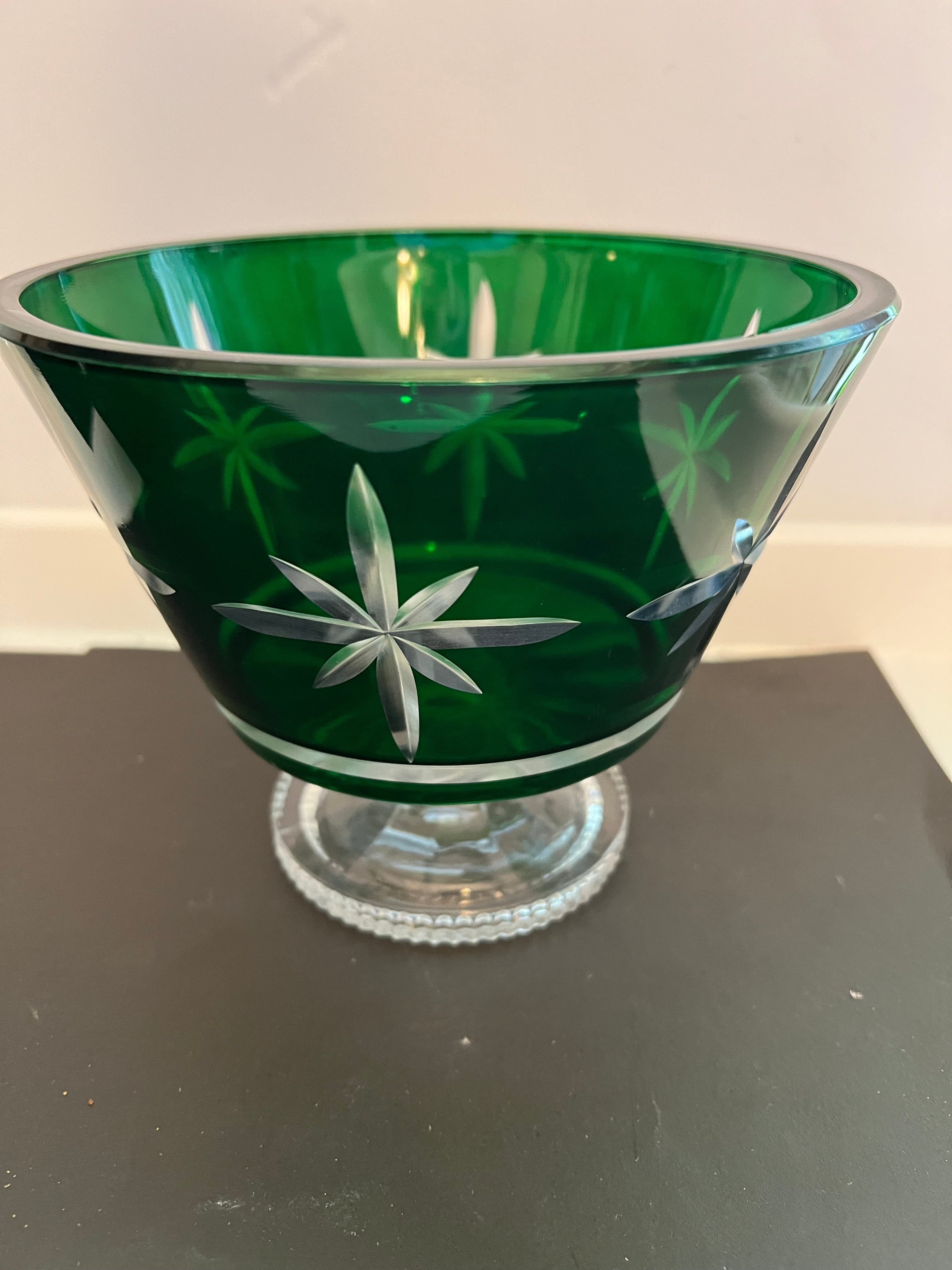 Marquis by Waterford Green Cut-to-Clear Crystal Footed Bowl with Starburst