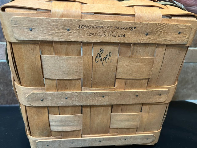 1990 Longaberger Square Pie Basket with Stationary Handle - Shades of Autumn
