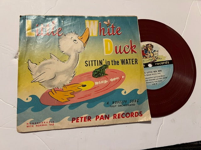 1952 Peter Pan Records "The Little Red Hen" / "Little White Duck" 78 RPM Kiddie Record