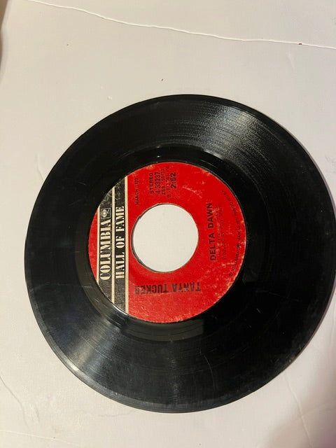 Tanya Tucker "Delta Dawn" / "Love's the Answer" 1972 Columbia 45 RPM Vinyl Single