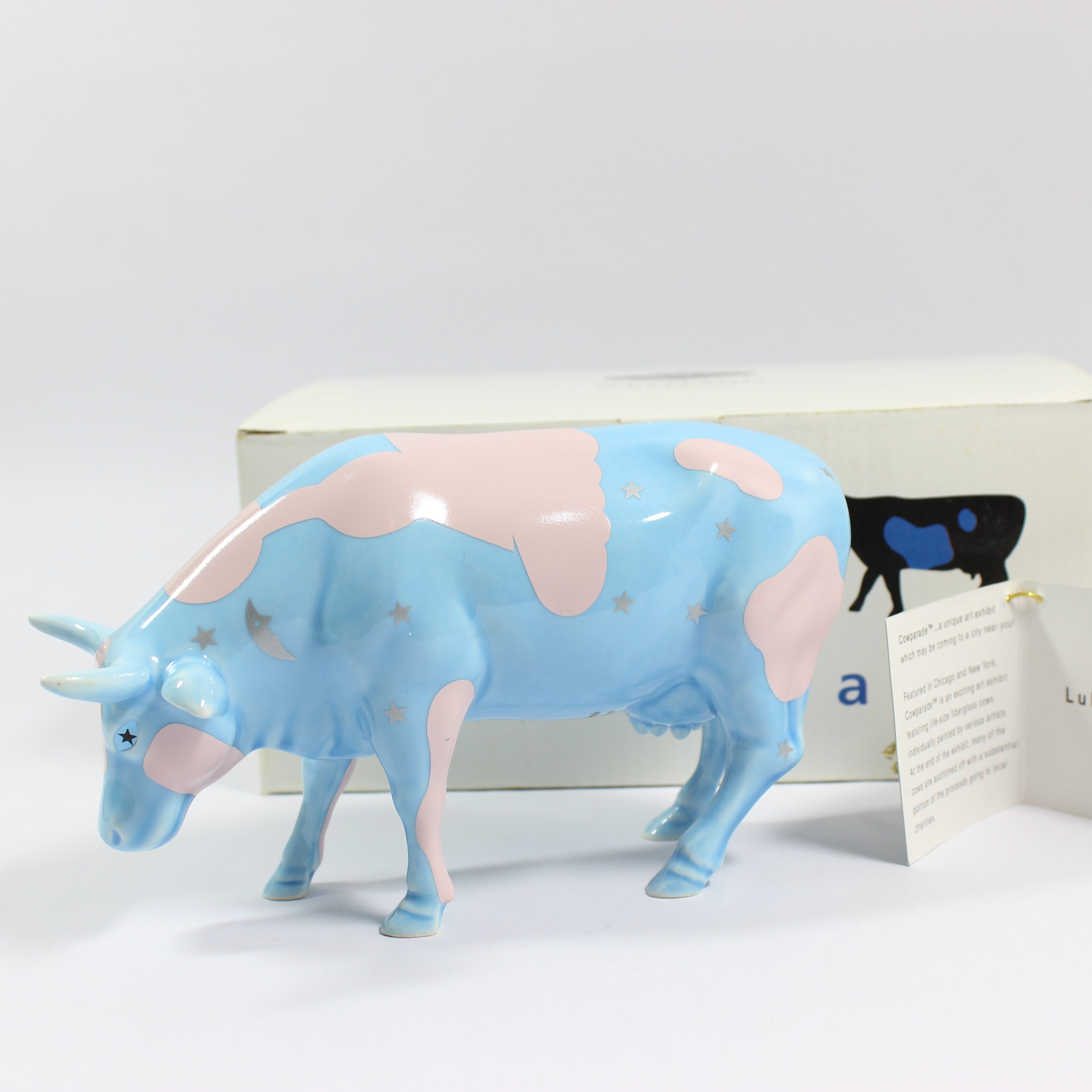 Cow Parade Lullaby Cow (2001) - Image 2
