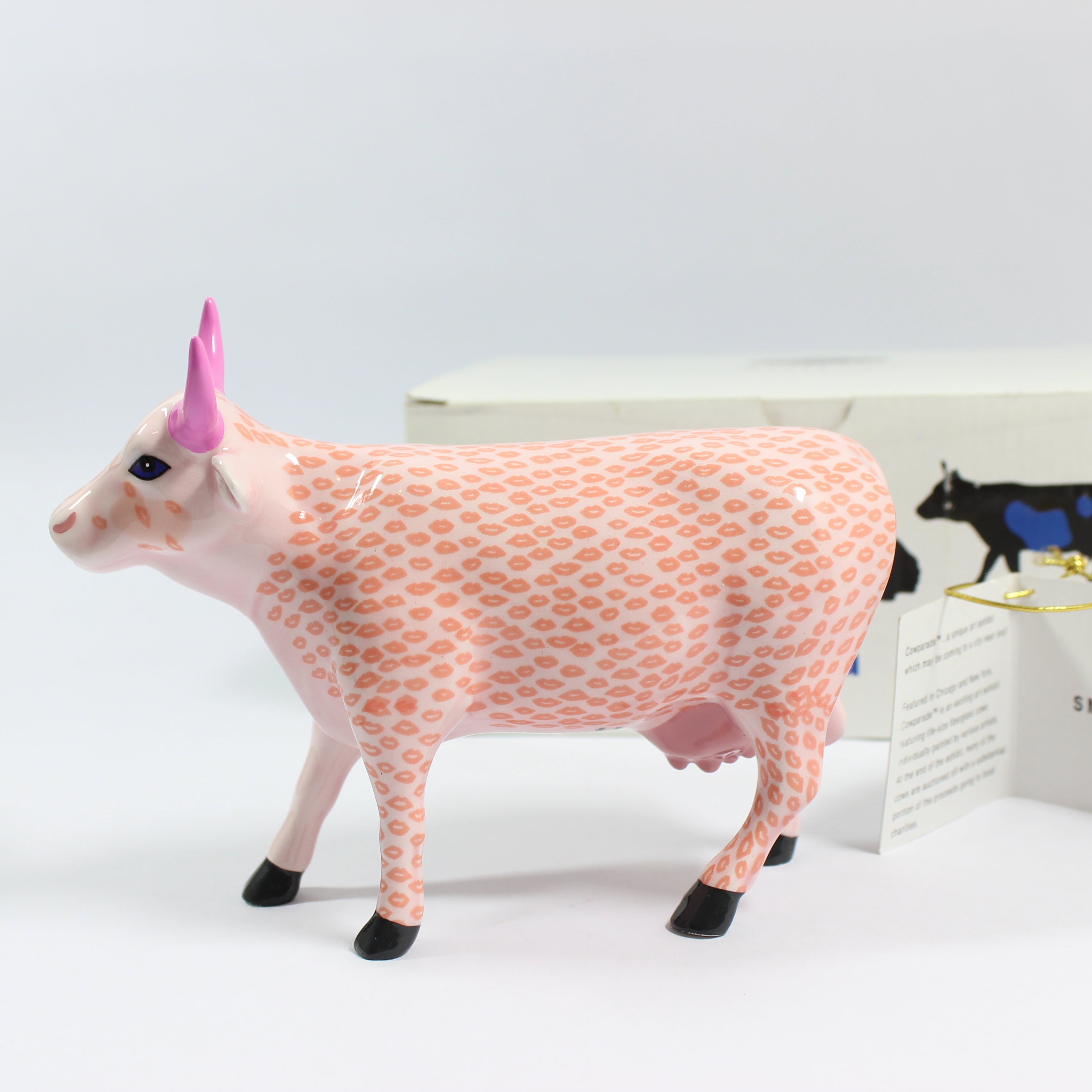 Cow Parade SMOOch (2001) - Image 2
