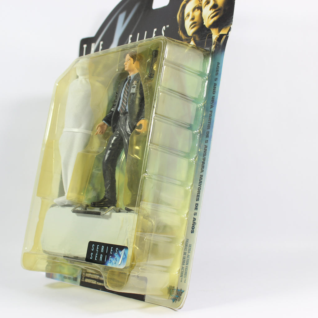 Agent Fox Mulder with Corpse: Series 1, The X, McFarlane Toys, 1998 - Image 2