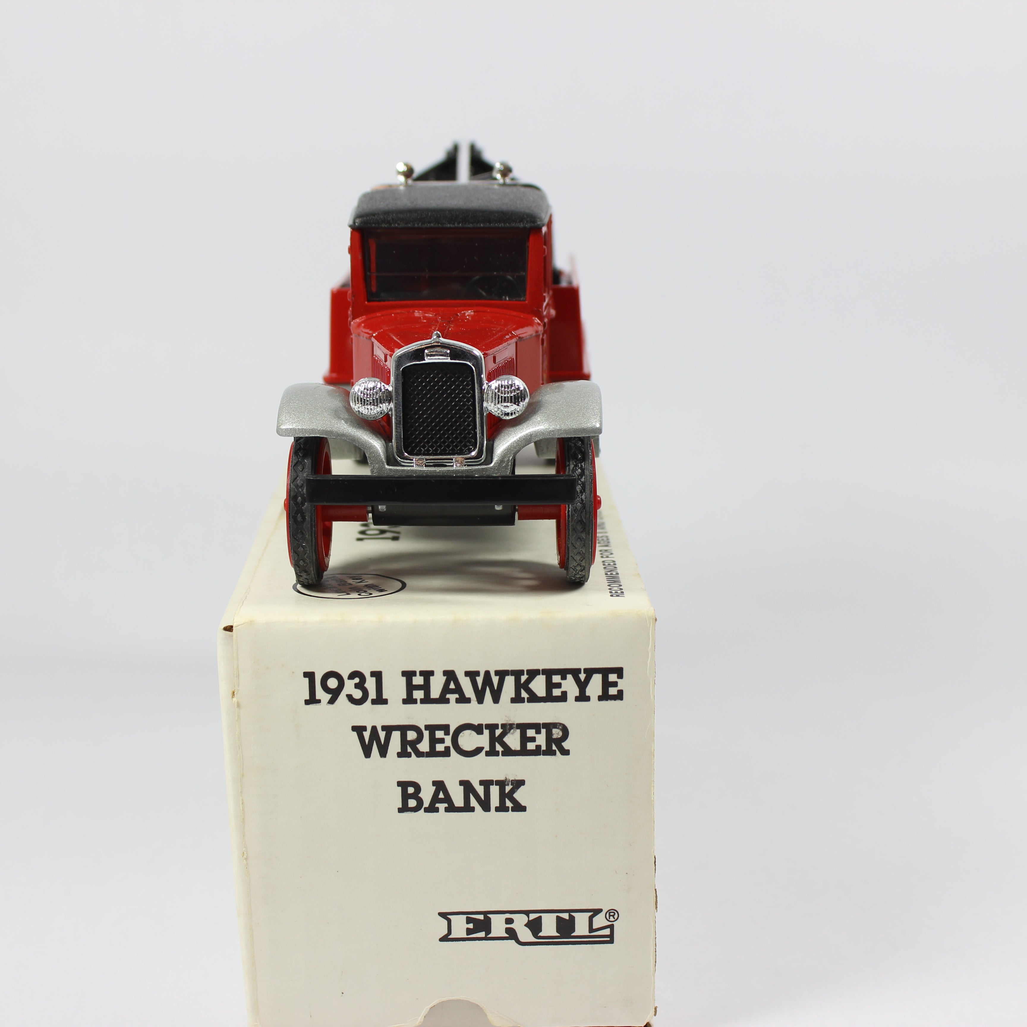 1931 Hawkeye Wrecker Bank - Chip & Bill's Towing (1991) - Image 2