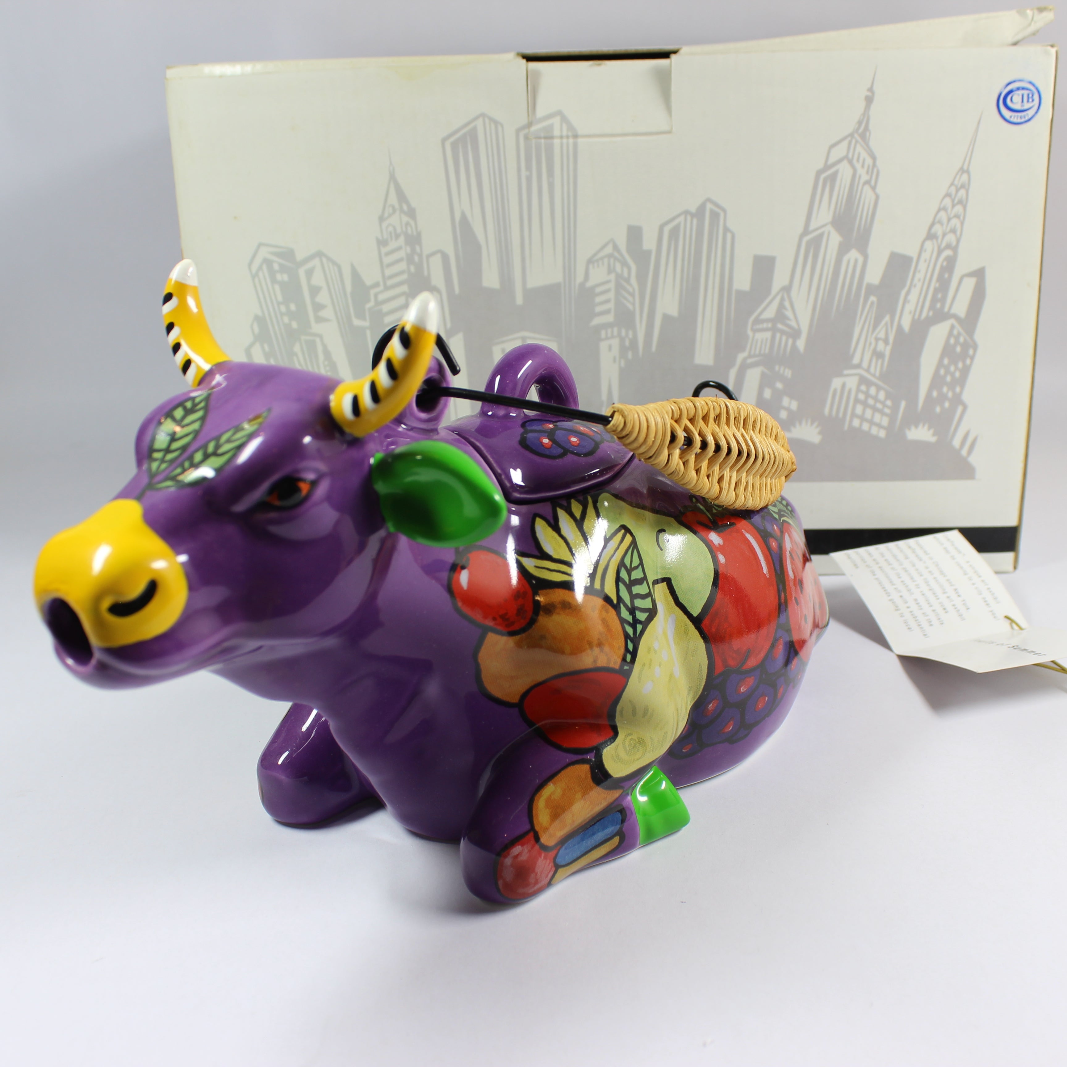 Cow Parade Where's the Beef? (Tea Pot) (2000) - Image 3