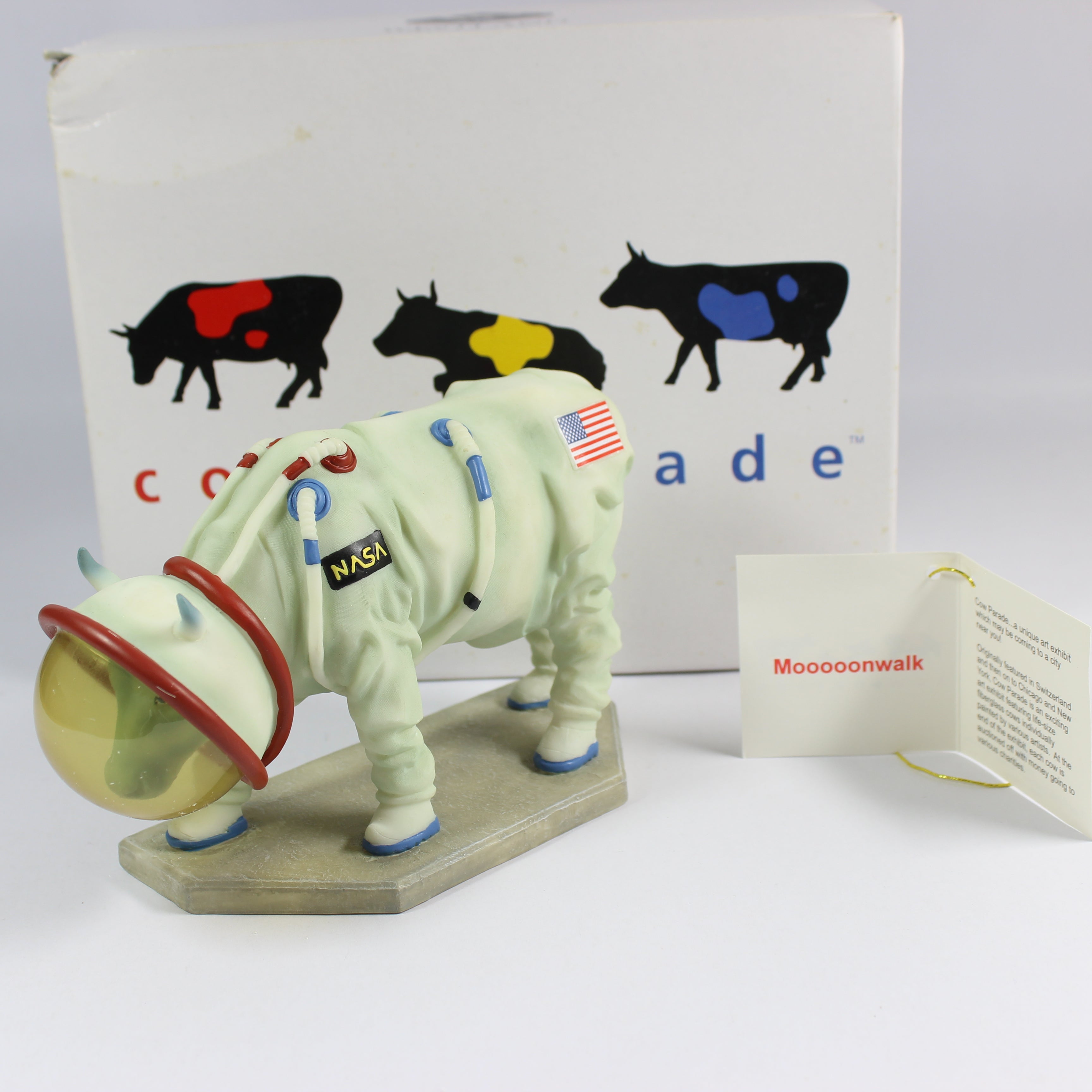 Cow Parade Mooooonwalk (2000) - Image 2