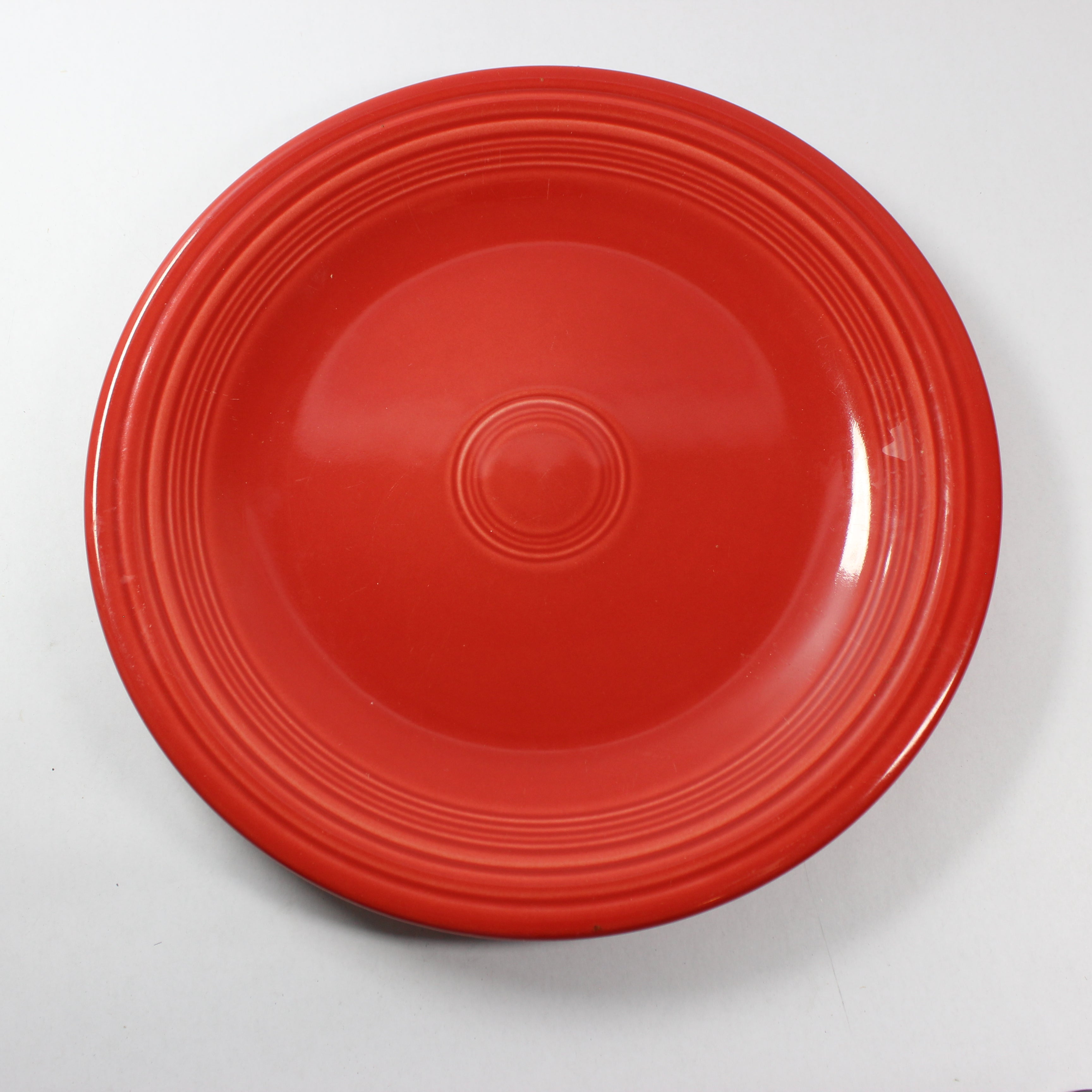 Dinner Plate (Claret) (2017, 2016)