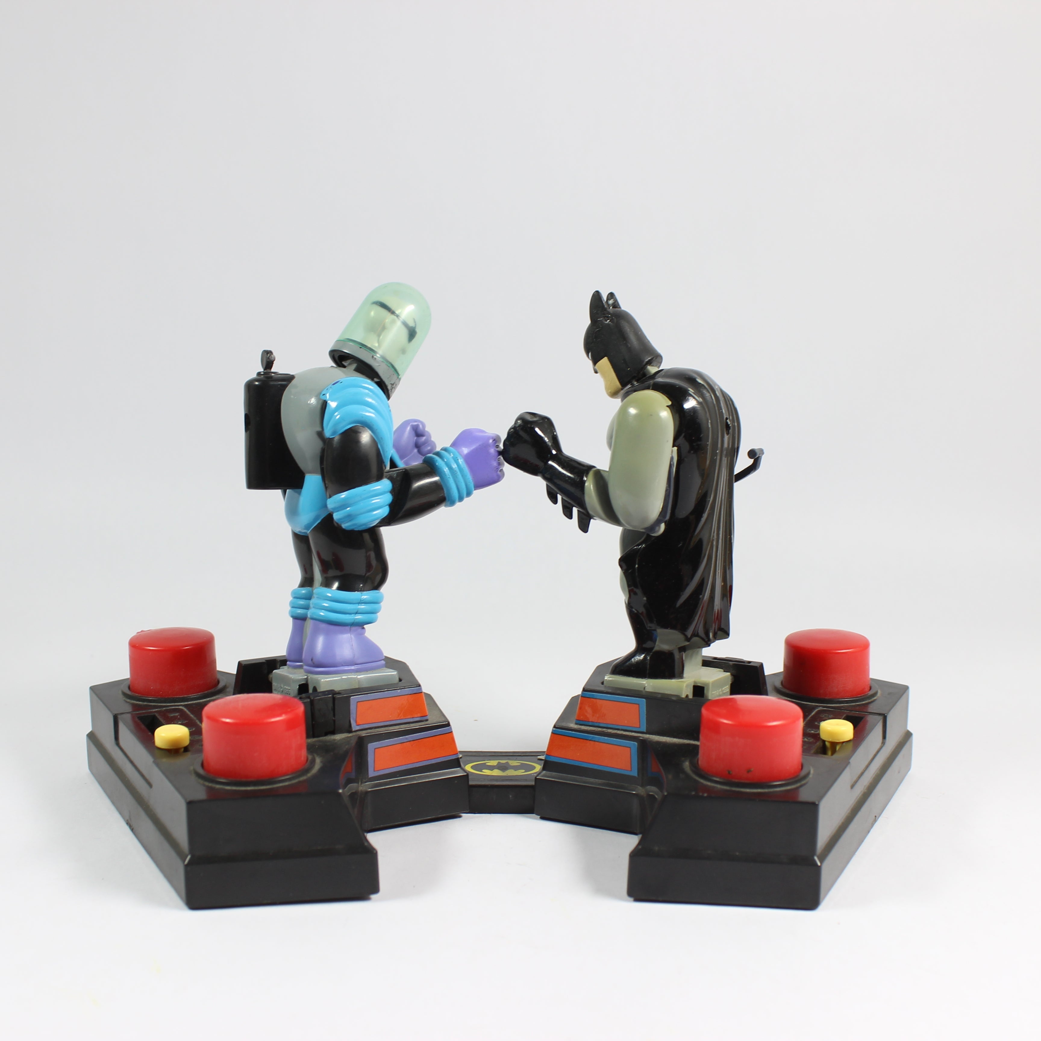 Mr. Freeze vs Batman Pocket Punchers (1995) - Image 2