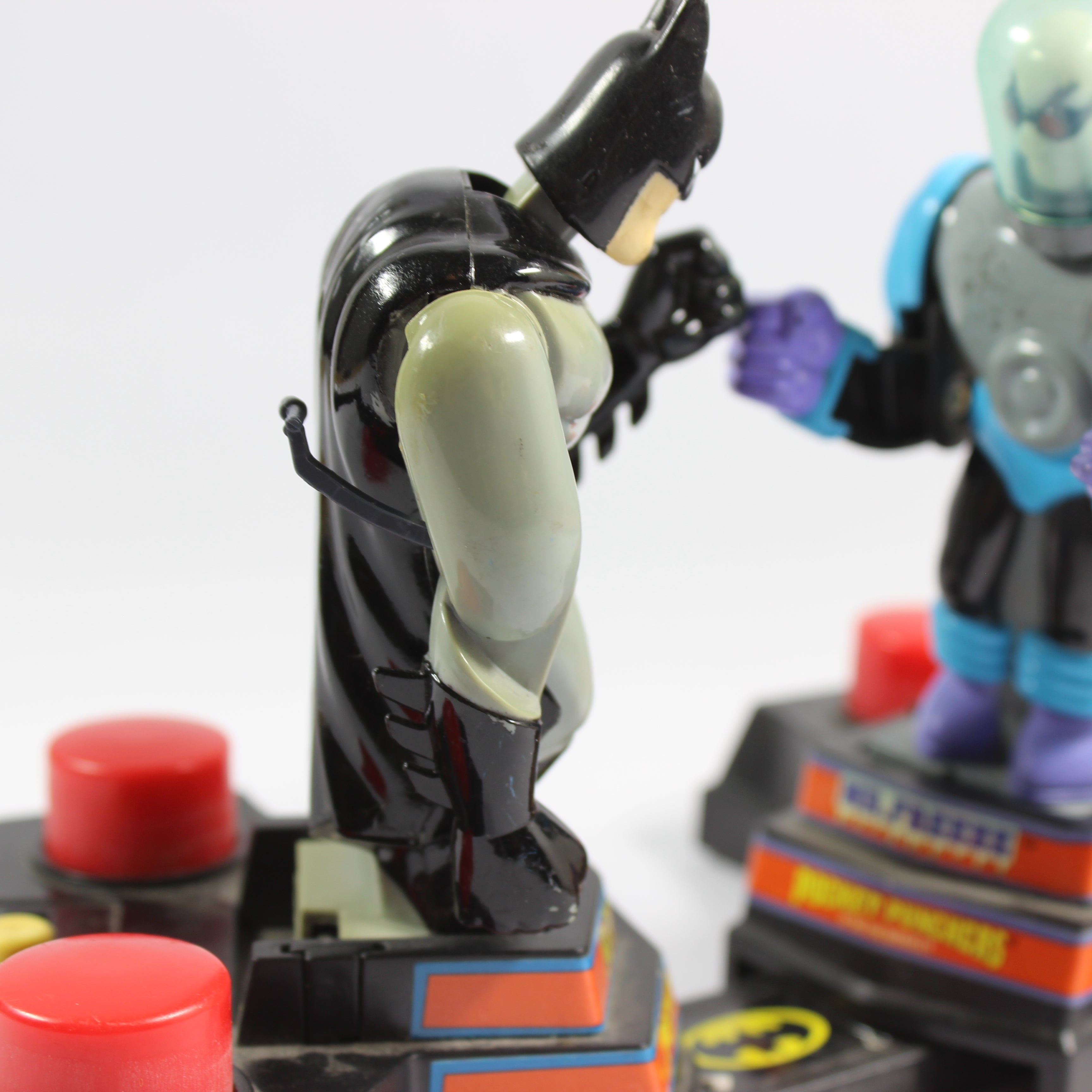 Mr. Freeze vs Batman Pocket Punchers (1995) - Image 3