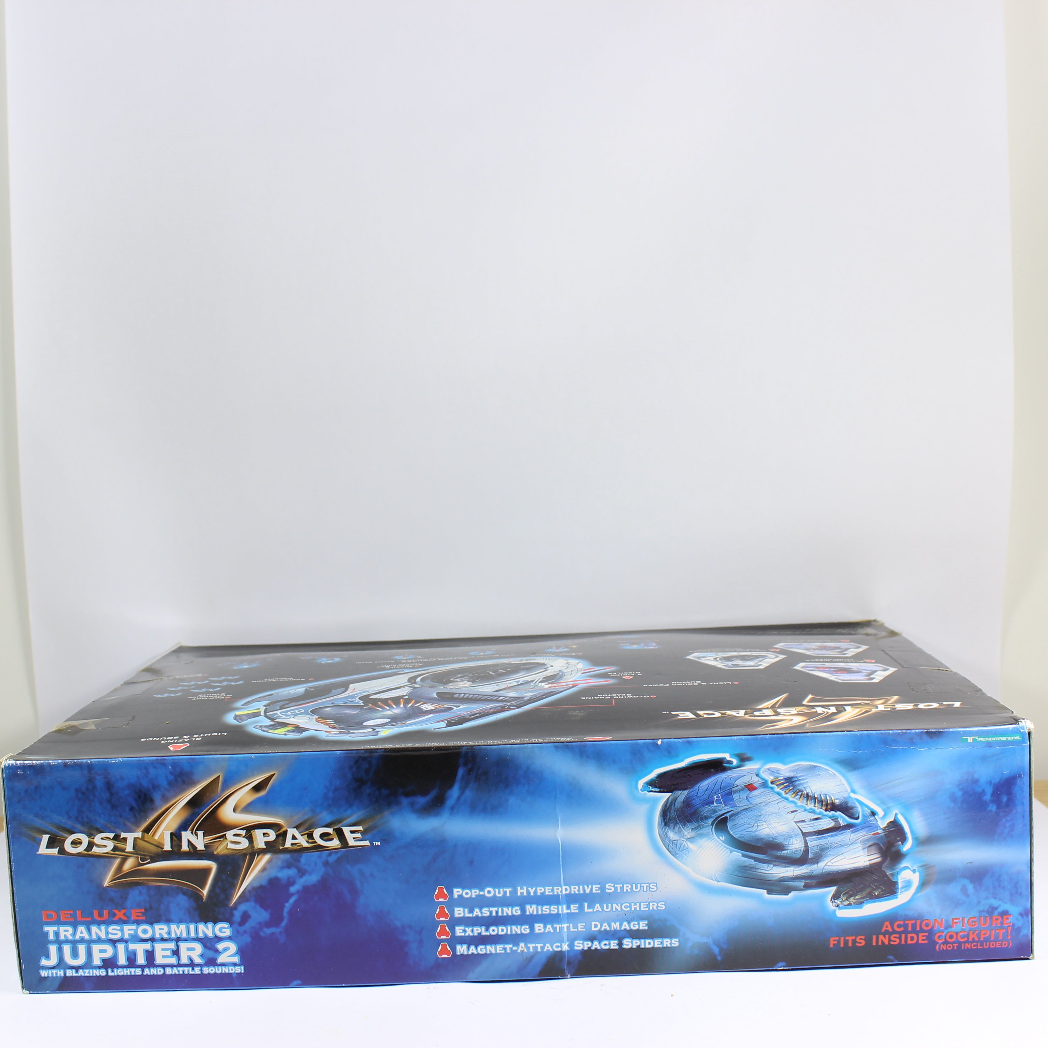 Lost in Space: Deluxe Transforming Jupiter 2 (1997) - Image 3