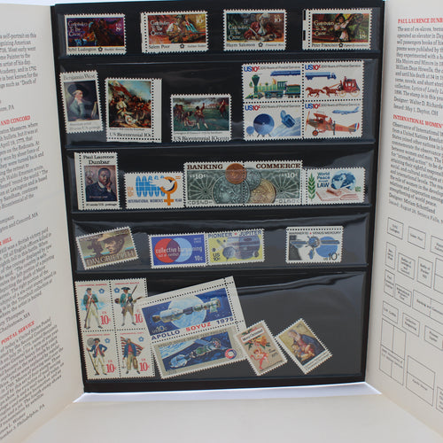 1975 Mint Set #932 - Laid Out (USPS Stamp Set Folder)